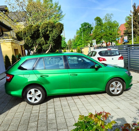 Skoda Fabia cena 30500 przebieg: 173000, rok produkcji 2017 z Wrocław małe 436